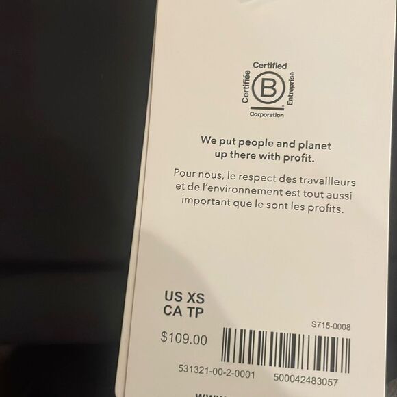 NWT Athleta Salutation Stash Pocket 11 7/8 Tight. Black. Extra Small - Picture 12 of 12